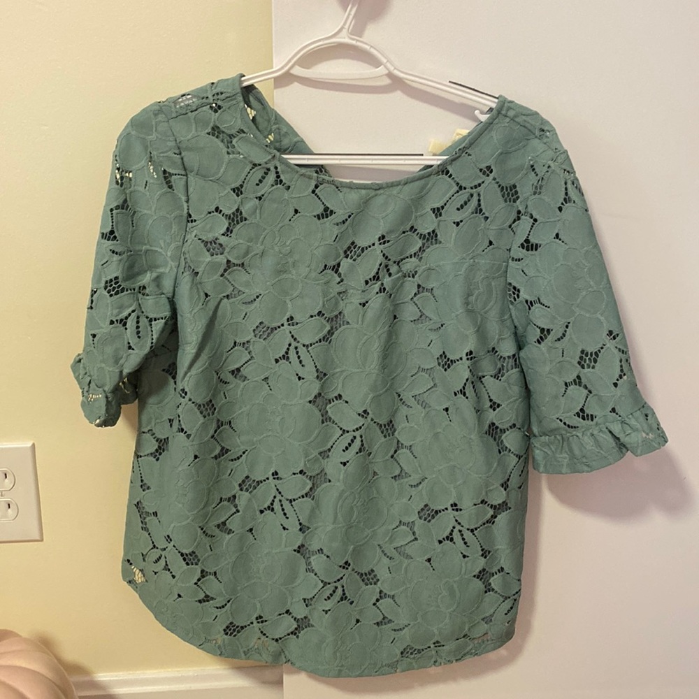 Turquoise lace sweetheart neckline blouse